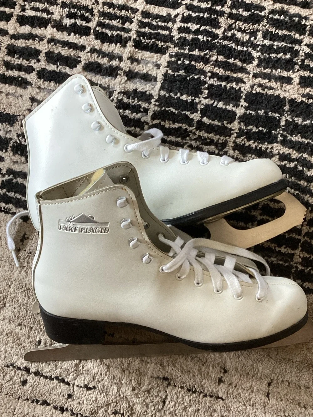 Lake Placid White Women's Figure Ice Skates